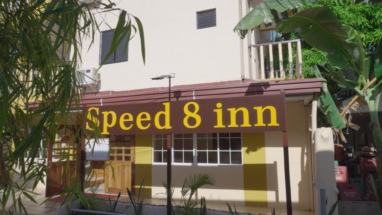 Speed 8 Inn モアルボアル エクステリア 写真